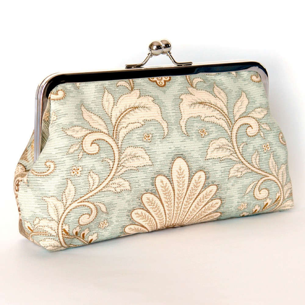 Silk Lined Floral Frame Kisslock Clutch