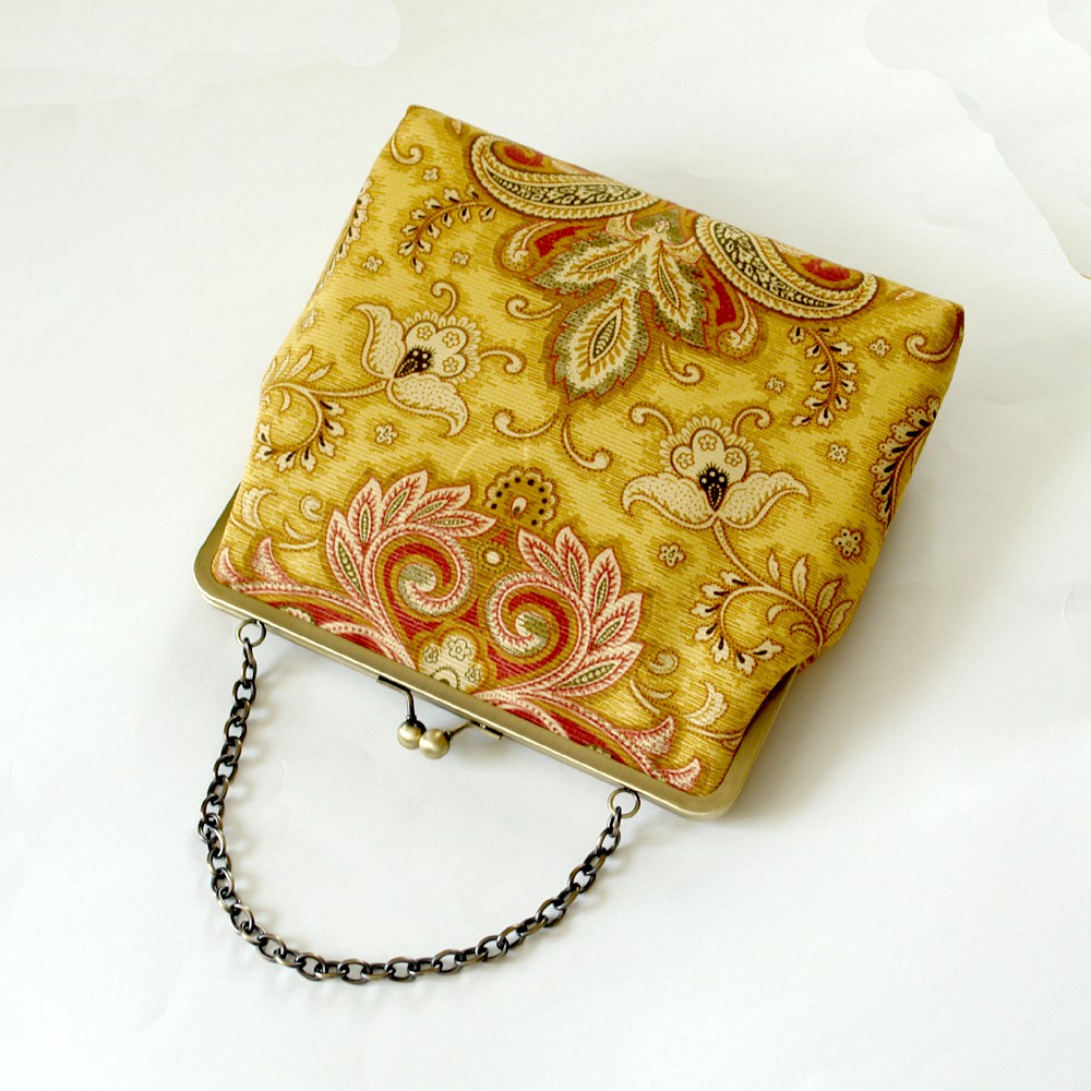 Silk Lined Red Floral Tote Frame Kisslock Clutch